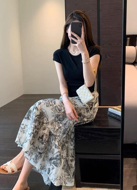 迪奥印花大气巴洛克半裙松紧腰显瘦伞裙 商品图2