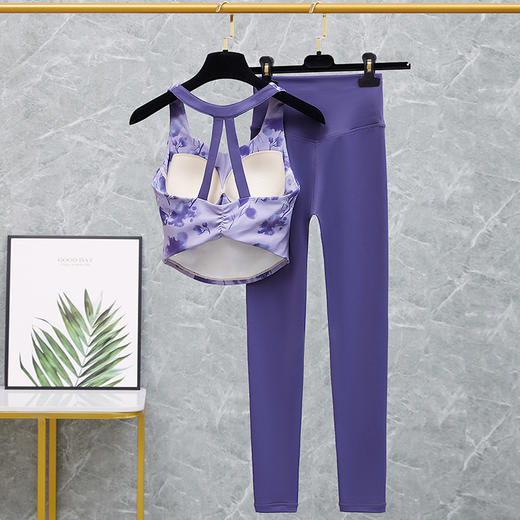 2025 Luulu new short sleeved fitness Pilates training suit top high-end three piece set 商品图2