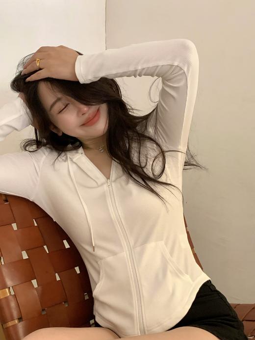 Read Nameless /升级面料白色防晒帽衫 2025/6/7 商品图3