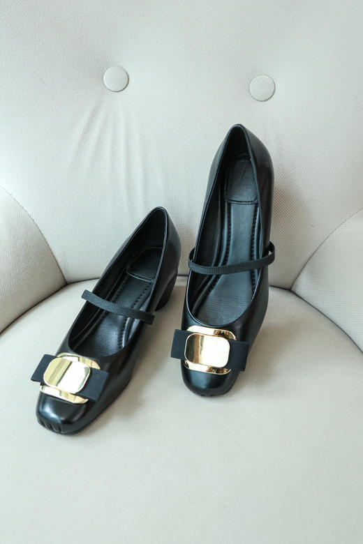 法式真皮一字带玛丽珍单鞋 商品图3