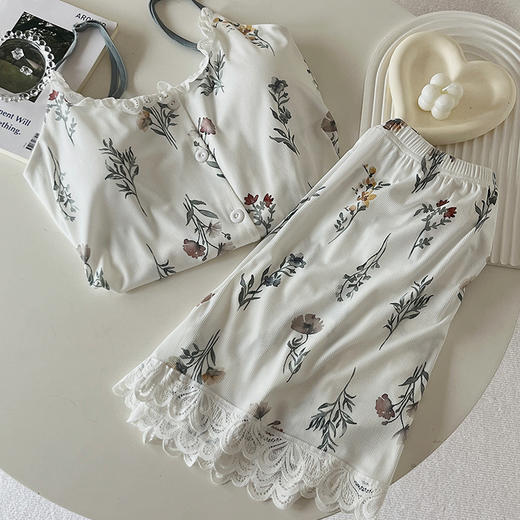 女士夏季性感带胸垫冰丝螺纹吊带睡衣套装 免穿内衣碎花背心短裤薄款家居服两件套 商品图4