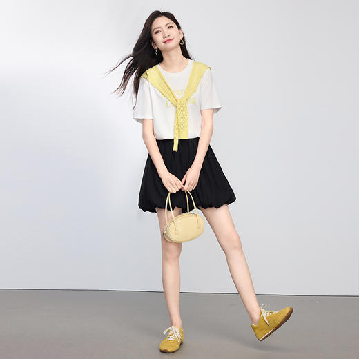 【五折购】熙世界搭配勾花披肩短袖t恤女设计感夏季新款时尚珠片绣体恤上衣 商品图4