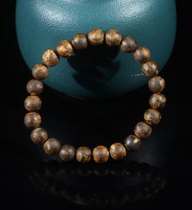 BC.PF6.6-9   白棋九分沉(单圈) ，6.43g