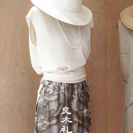 【预售7天】良木礼真丝上衣（0301） 商品图1