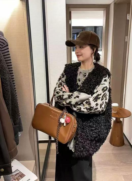 【诗铭洛可】W393卷毛马甲仿羊羔毛宽松马甲B20-2 商品图1