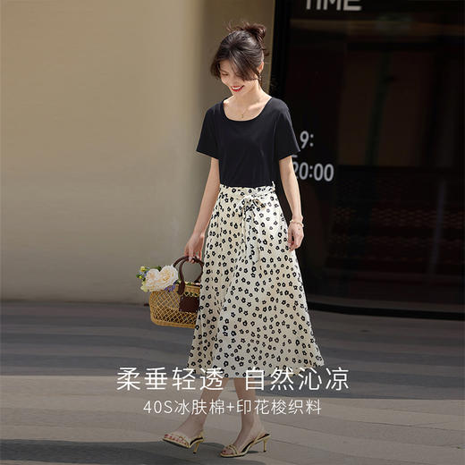 【专属特价】熙世界度假风短袖T恤拼接碎花连衣裙女夏季设计感假两件收腰裙子 商品图2