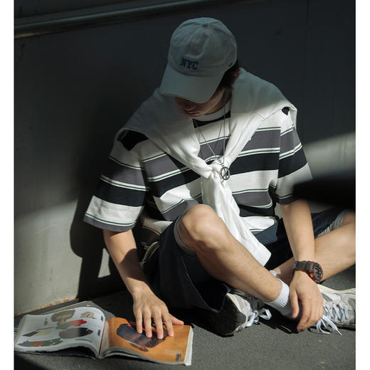 【撞色条纹短袖T恤男】夏季新款日系复古潮牌宽松体恤 商品图1