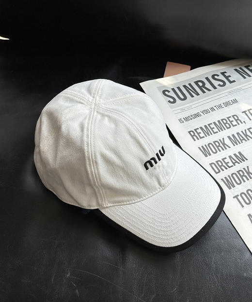 现货 THS-无  缪家 精致感棒球帽 拼色棒球帽 2色 CN204 商品图6