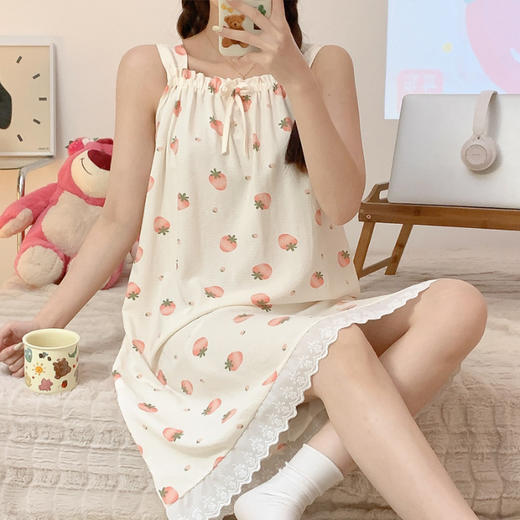 【好看又好穿！宽松设计】夏季新款女士泡泡棉柔软透气吊带睡裙家居服创意印花款甜美风。ry 商品图12