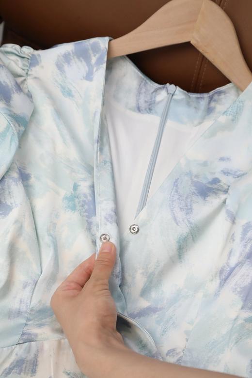 LPIUTY品牌直发！鸢尾漫蓝~印花连衣裙 C148282 商品图9