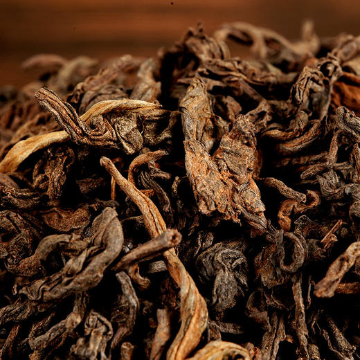 【凤麟冰岛熟茶】七陈冰岛熟茶 临沧冰岛五寨核心古树拼配，香扬、汤甜、味足，浓稠厚滑感直抵深喉 357g/饼 商品图3