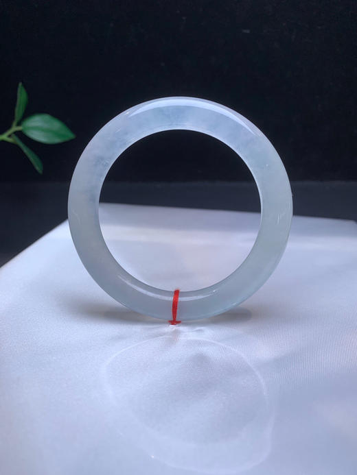 620149，50.2冰底白月光圆条，冰冰的，整圈干净清爽，秀气灵动 商品图1