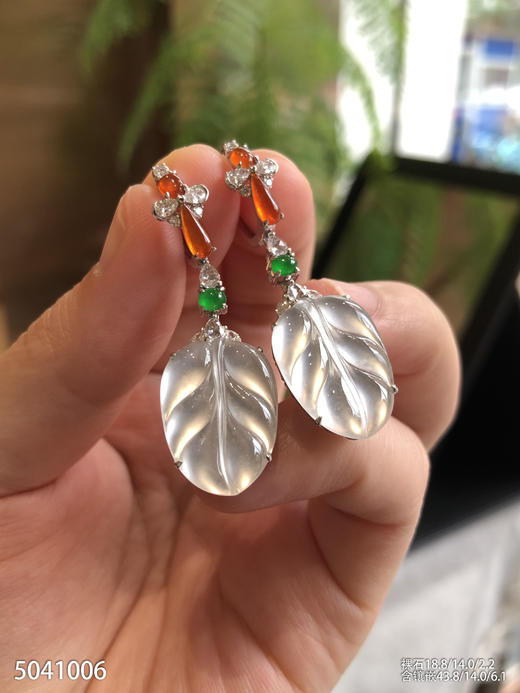 5041006，叶子耳坠。具体价格微信咨询 商品图0