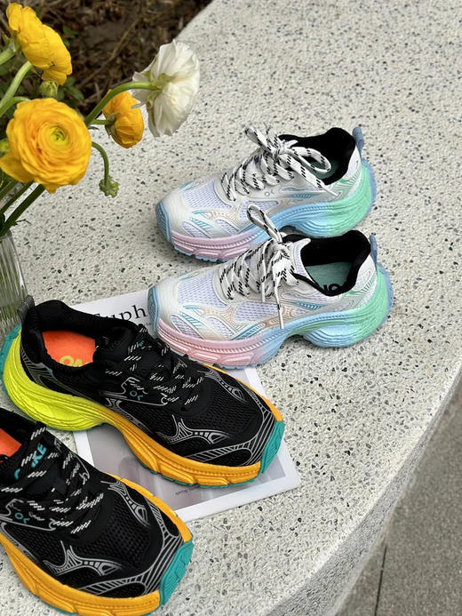 【百年德国品牌 轻软弹稳 真爆米花】ONKE+欧克科技跑鞋9代巴斯 /8代毒刺（橡胶大底 爆米花鞋垫） 商品图2