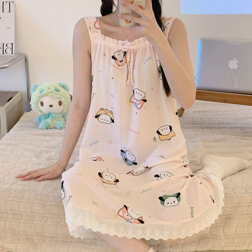 【好看又好穿！宽松设计】夏季新款女士泡泡棉柔软透气吊带睡裙家居服创意印花款甜美风。ry 商品图2