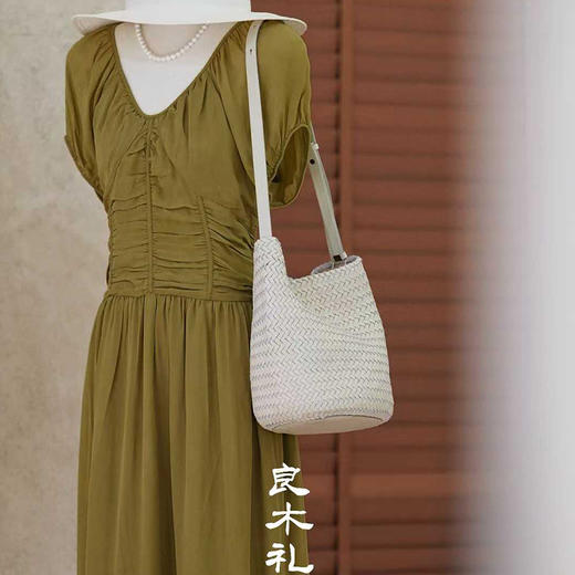 【不换不退】良木礼褶皱连衣裙（6109） 商品图5