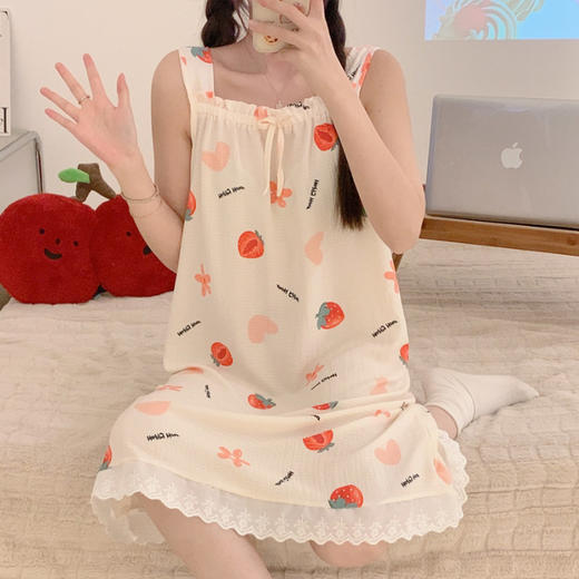 【好看又好穿！宽松设计】夏季新款女士泡泡棉柔软透气吊带睡裙家居服创意印花款甜美风。ry 商品图4