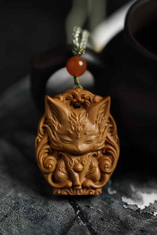 九尾灵狐°老山檀香吊坠 商品图0