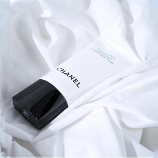 【年终限时大促】【保税仓直发·全球购】香奈儿山茶花洁面150ml*2瓶 【买一送一，到手2支】 商品图3