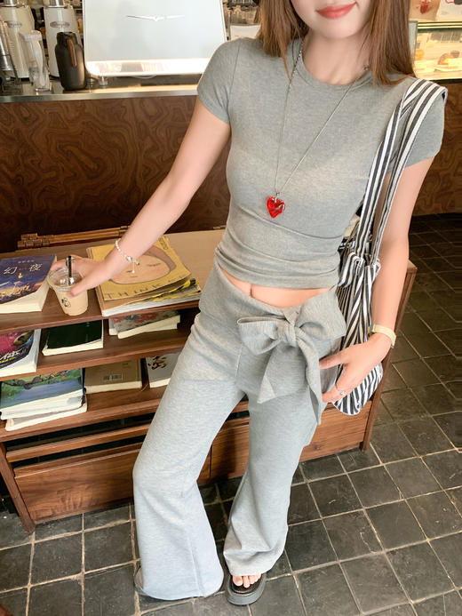 <曾小咸推荐>6.9新品现货秒杀！卖完下架不再补 ！微信粉丝打折价！！腰头系蝴蝶结喇叭休闲裤 日常159.99/件 立减80 秒杀79.99/件！！ 商品图10