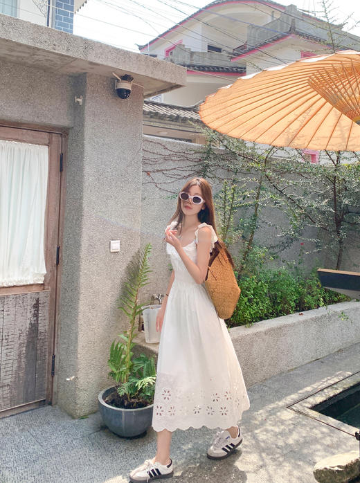 【189元任选2件】最后一波现货！荷叶边a字连衣裙 商品图8