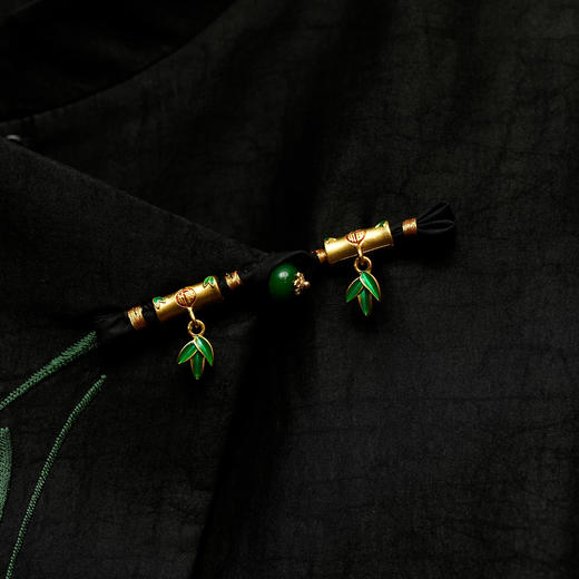 香云纱熊猫刺绣外套 商品图3