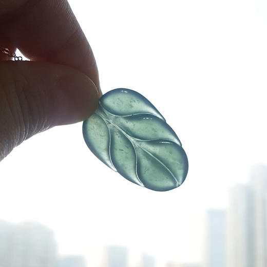 【天然正品】AU750黄金镶冰种蓝水叶子造型翡翠（金枝玉叶）吊坠项链36.9*19.5*4.5MM（皆取最大值）女士现售价：520特价！260525NJM15 商品图10