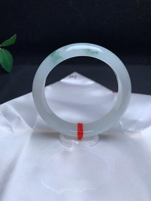 620160，53.2冰飘绿手镯，清清爽爽，干净秀气，飘清新蓝花 商品图1