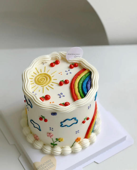 INS风手绘彩虹蛋糕。请提前24小时下单，部分颜色随机搭配，建议刮掉彩色部分后食用 商品图0