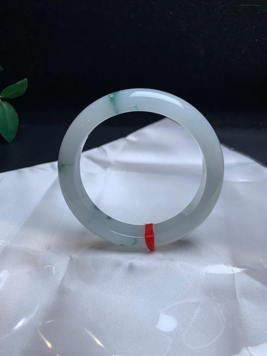 620161，56.7冰飘花手镯，清清爽爽，干净秀气，飘清新蓝花 商品图0