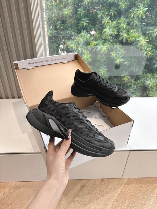 MM6 x SALOMON萨洛蒙 - Spectur Maison 户外 跑步鞋  上脚很百搭哦，也很随脚舒适，又同时保持不错的透气性能舒适与质感并行，轻松驾驭四季穿着任何搭配。 商品图6
