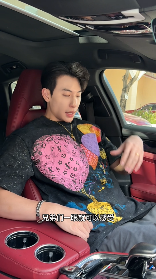 T3789夏季高级感新款男士美式彩色热气球印花短袖T恤满天星百搭上衣