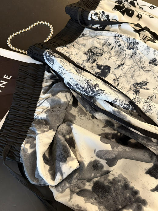 水墨画阔腿裤捡漏 商品图1