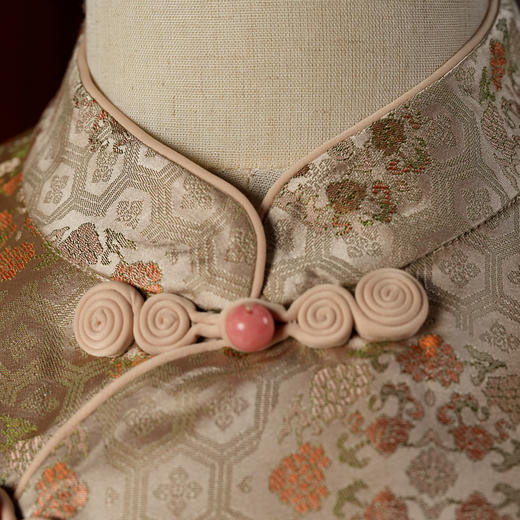 宋锦米色马甲 商品图1