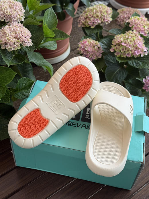 【线上99元，我们限时29.9福利抢】洗澡稳稳鞋！正品良尖防滑拖鞋！一体成型EVA材质，轻便好穿不臭脚！鞋底TPR贴片，防滑耐磨，浴室里也不怕打滑！很重要！！必看！！建议卡码拍大脚面高脚胖拍大！ 商品图9