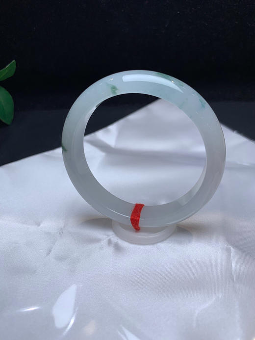 620160，53.2冰飘绿手镯，清清爽爽，干净秀气，飘清新蓝花 商品图3