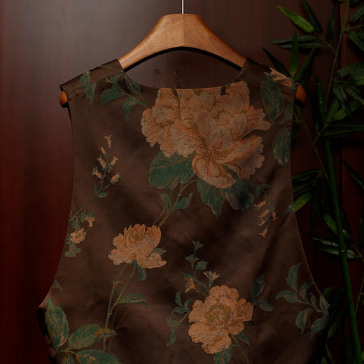 宋锦咖色马甲 商品图1