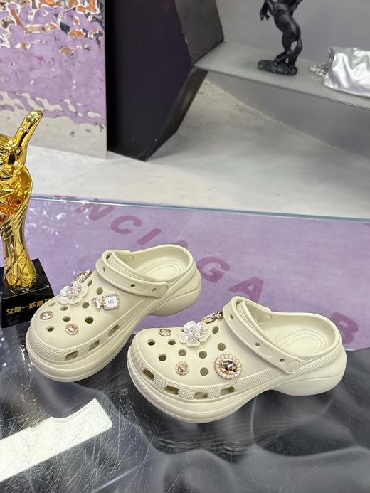 出口转内销 超级好穿的卡骆驰Crocs 云朵系列 洞洞鞋 增高5cm！ 软软糯糯的鞋子 很可爱很好穿 配送鞋面挂件 （一鞋二穿）名副其实的真香鞋 🍥 商品图5