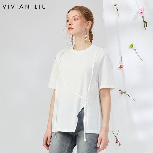 VIVIAN LIU V2537307 夏季女装圆领装饰本料可拆卸带子宽松T恤 商品图0