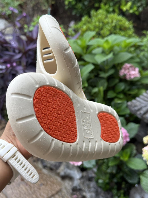 【线上99元，我们限时29.9福利抢】洗澡稳稳鞋！正品良尖防滑拖鞋！一体成型EVA材质，轻便好穿不臭脚！鞋底TPR贴片，防滑耐磨，浴室里也不怕打滑！很重要！！必看！！建议卡码拍大脚面高脚胖拍大！ 商品图4