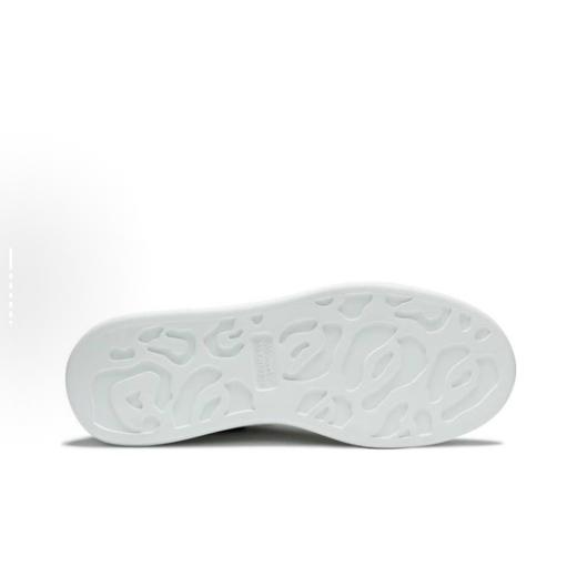 Alexander McQueen亚历山大麦昆 Oversized Sneaker 皮革 光滑小牛皮 低帮 时尚板鞋 男款 白色 商品图4