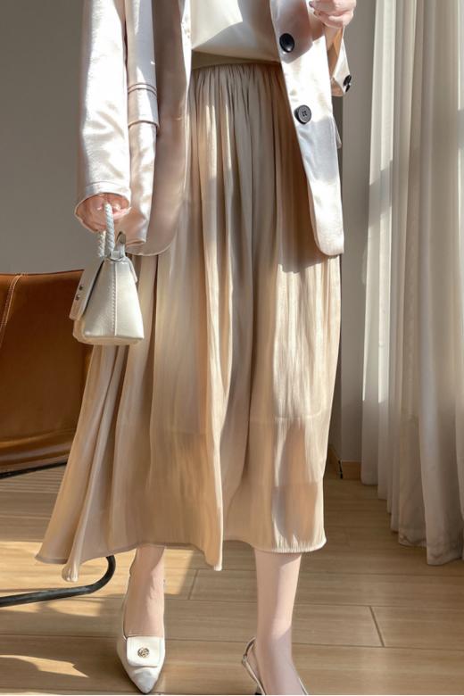 ❤️【MOMOTIABIN·流光大摆高腰半身裙YTMA74】很好的修饰了身材，☺️裙子上身飘逸大方，简约不简单，衬得皮肤白皙 🔥在浪漫约会中展现迷人风姿彰显优雅气质 商品图4