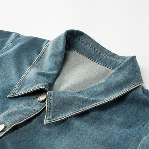 谜底牛仔连衣裙短袖女2025夏新款丹宁风翻领宽松直筒裙257ML7320 商品图3