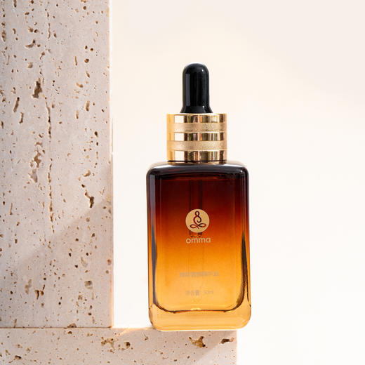 omma 臻萃奢颜脸部精华油50ml 商品图5