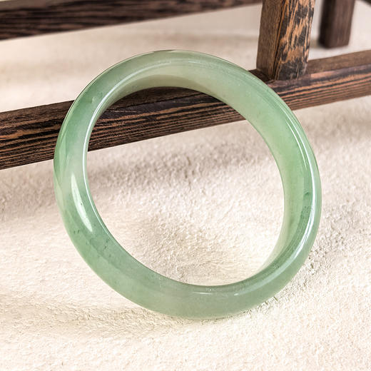 BAOFANDI宝梵迪2025爆款新中式国风玉髓时尚东陵玉手镯油青色玉镯BF 商品图6