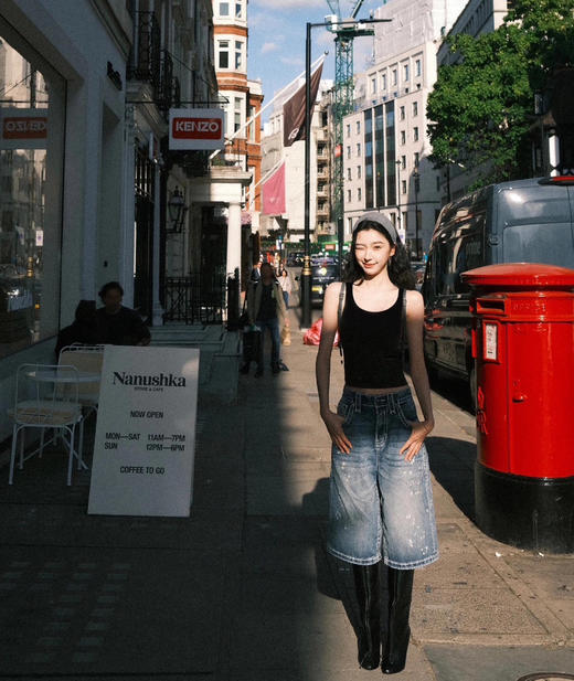 官网550！卡戴珊同款免穿文胸一体杯高弹裸感百搭休闲吊带背心 带胸垫修身打底内衣女 商品图3