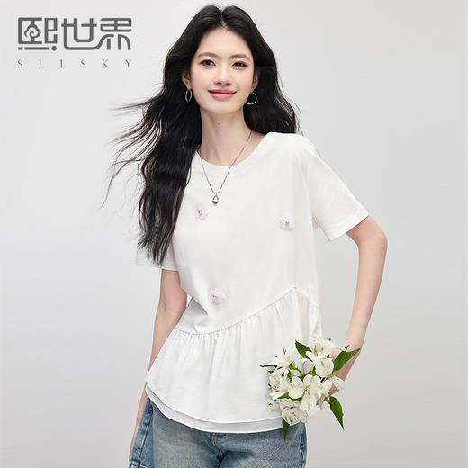 【专属特价】熙世界立体花朵白色圆领T恤女设计感宽松休闲短袖上衣2025夏新款 商品图0