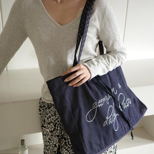 geemaa 菱格绣花牛仔单宁托特包 商品图2