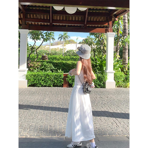 <曾小咸推荐>韩版白色过膝无袖腰带连衣裙 商品图4