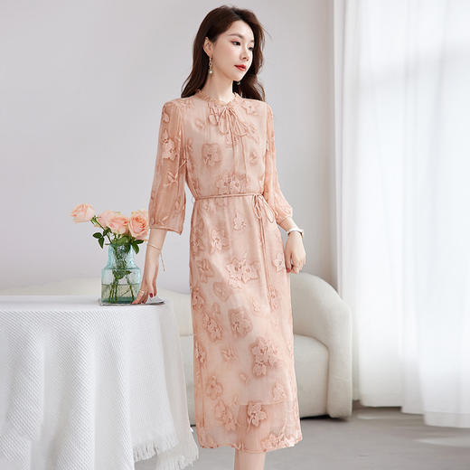 QS-82501569气质国风绣花顺纡真丝连衣裙优雅减龄修身早餐桑蚕丝连衣裙女1569 商品图0